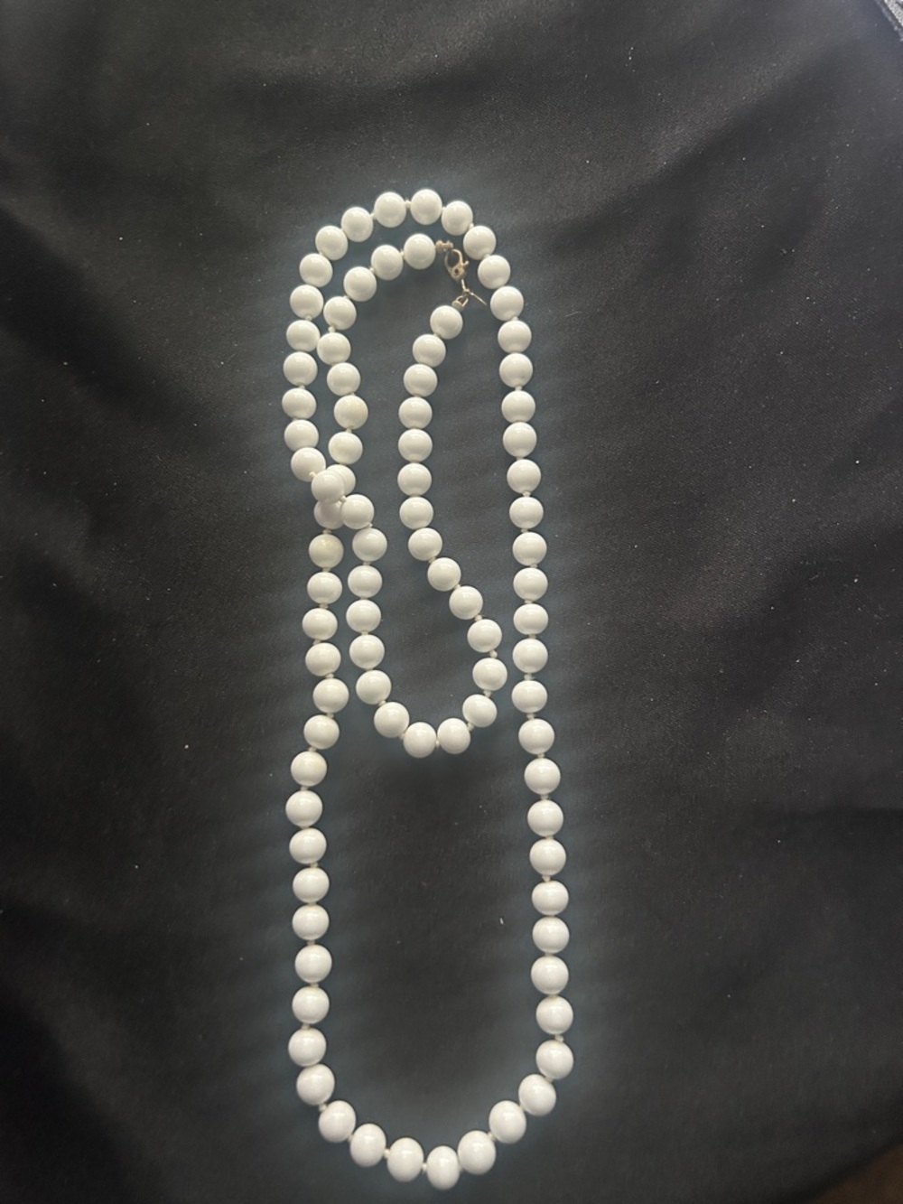 Classic White Beaded Necklace - Women Jewelry
